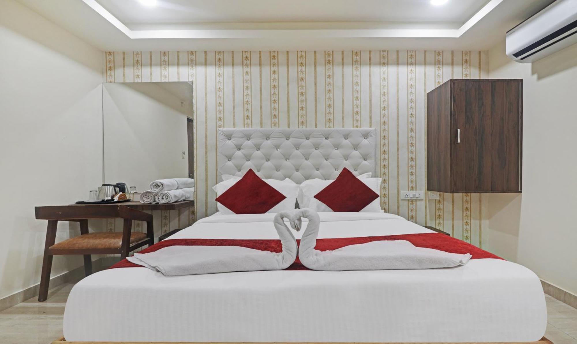 Hotel Bright Airport Zone Shamshabad Exterior foto