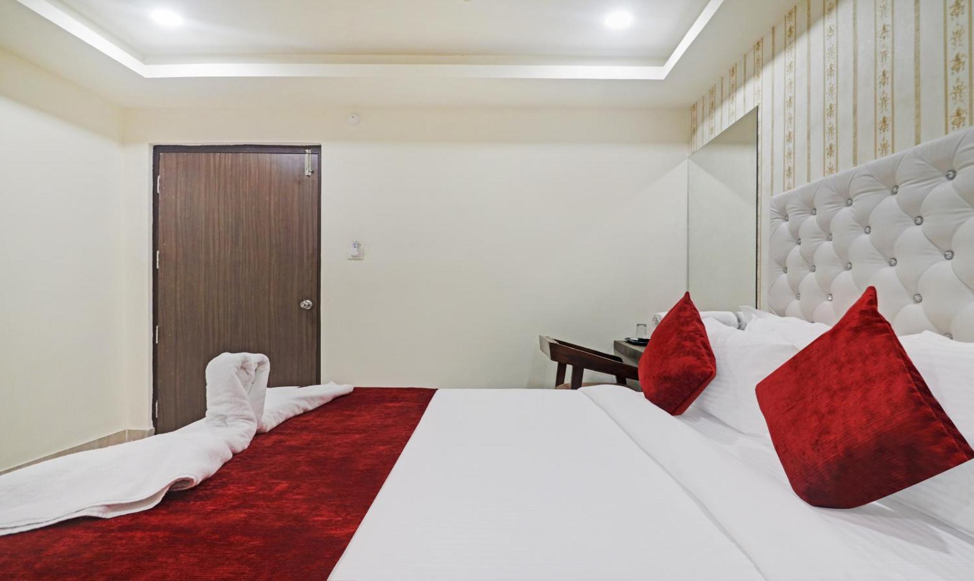 Hotel Bright Airport Zone Shamshabad Exterior foto